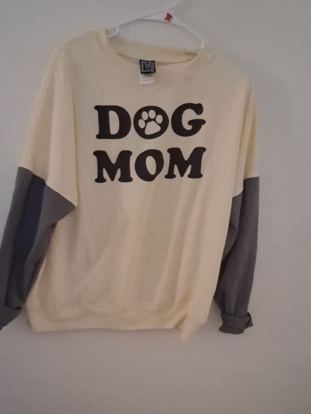Dog Mom Colorblock Pullover Sweatshirt - Cream with Gray Sleeves